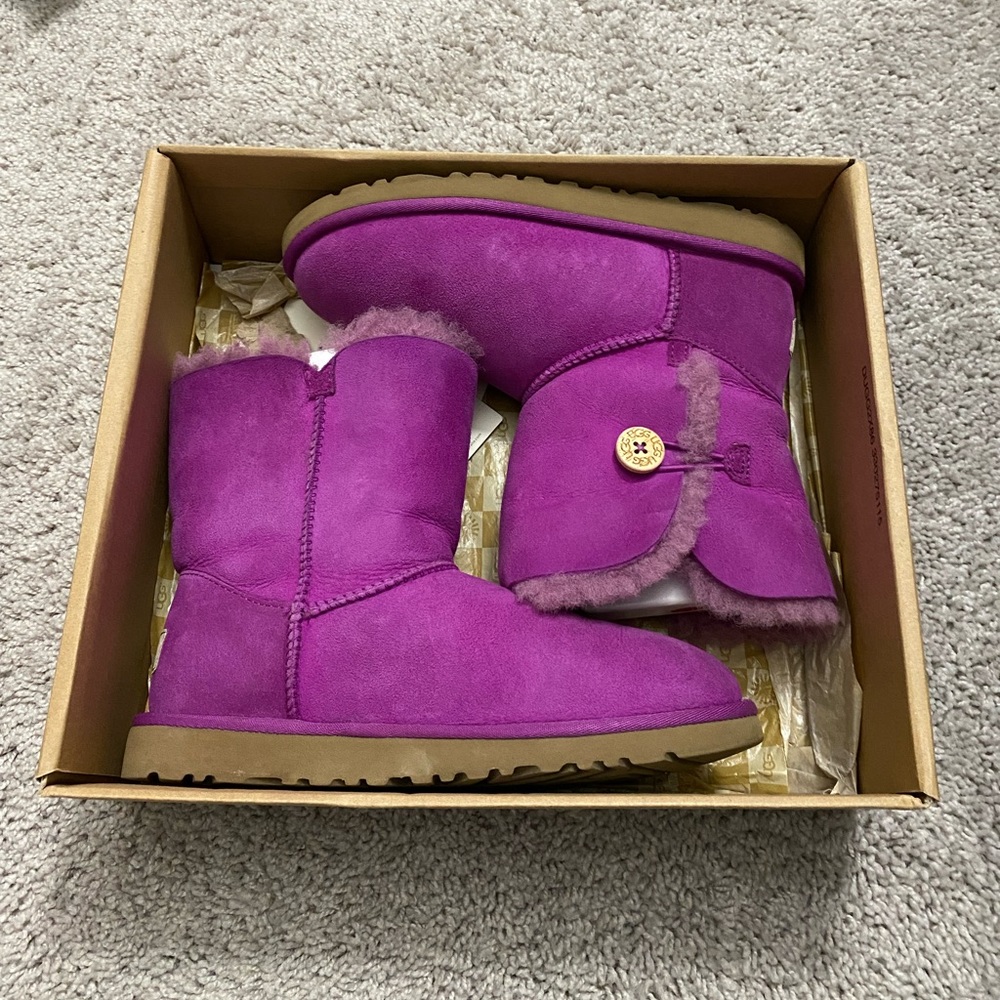 Ugg Bailey button boot